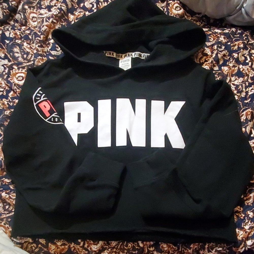 SUPER CUTE CROP